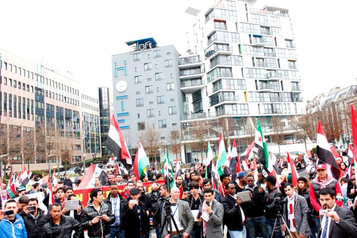 903646_366664220119660_1819915157_o