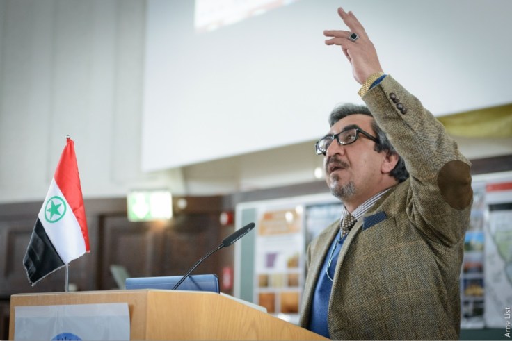 الشاعر الوطني الاحوازي موسى الموسوي الذي يقيم في أوربا بعدما تعرض للسجن والنفي من الاحواز.