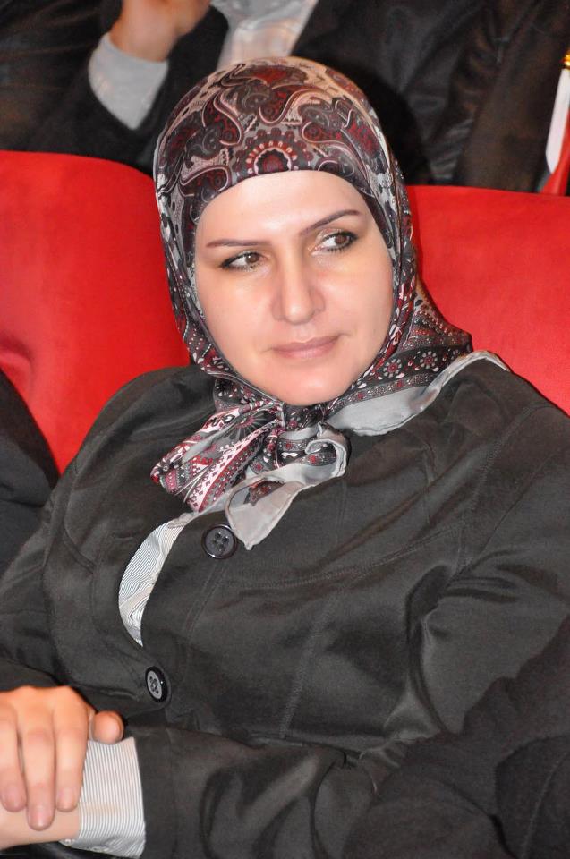 403218_375684369108613_862696892_n